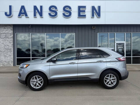 2023 Ford Edge SEL Photo