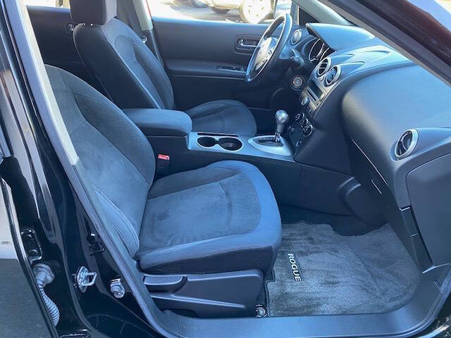 2010 Nissan Rogue S Krom