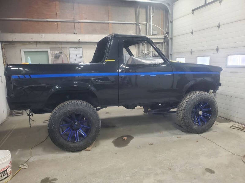 1996 Ford Bronco Base's photo
