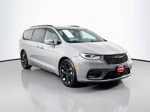 2021 Chrysler Pacifica Touring L