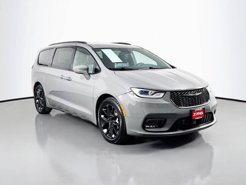 2021 Chrysler Pacifica Touring L