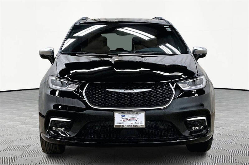 2026 Chrysler Pacifica Pinnacle