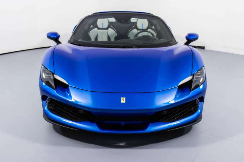 2024 Ferrari 296 GTS