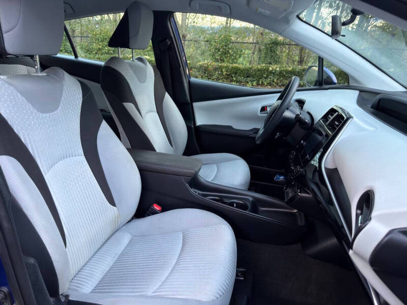 2016 Toyota Prius Two