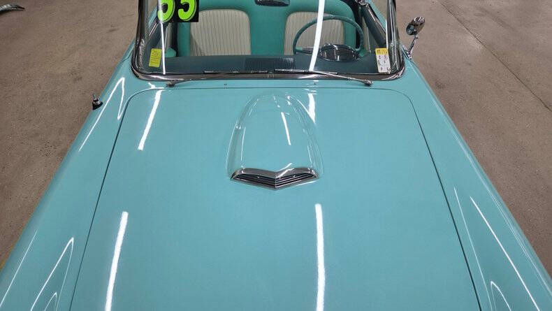 1955 Ford Thunderbird