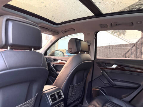 2018 Audi Q5 2.0T quattro Premium Plus