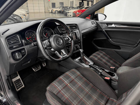 2015 Volkswagen Golf GTI S