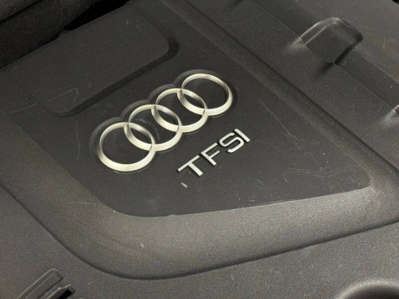 2016 Audi A4 2.0T quattro Premium