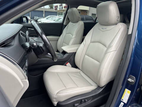 2019 Cadillac XT4 Premium Luxury