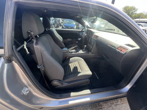 2014 Dodge Challenger SXT