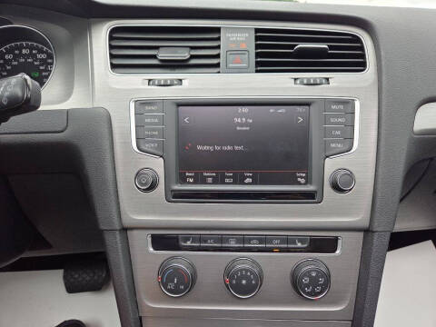 2016 Volkswagen Golf SportWagen