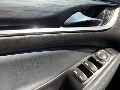 2022 Buick Enclave Essence