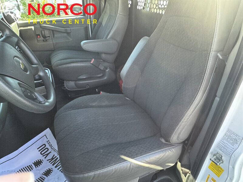 2023 Chevrolet Express 2500