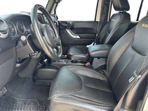 2013 Jeep Wrangler Unlimited Sahara