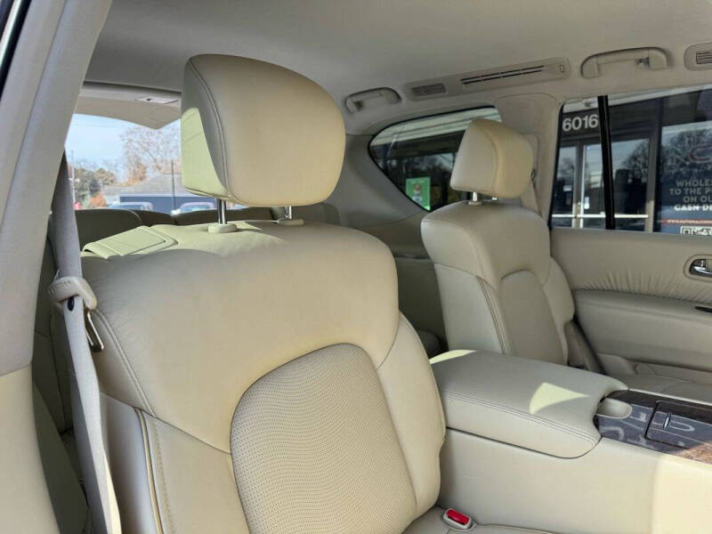 2015 Infiniti QX80