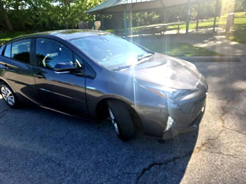 2016 Toyota Prius Three Touring