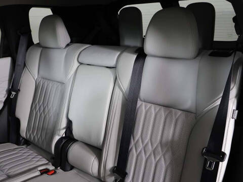 2025 Mitsubishi Outlander SEL Platinum Edition