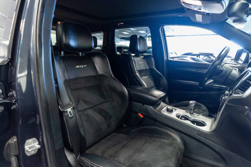 2015 Jeep Grand Cherokee SRT