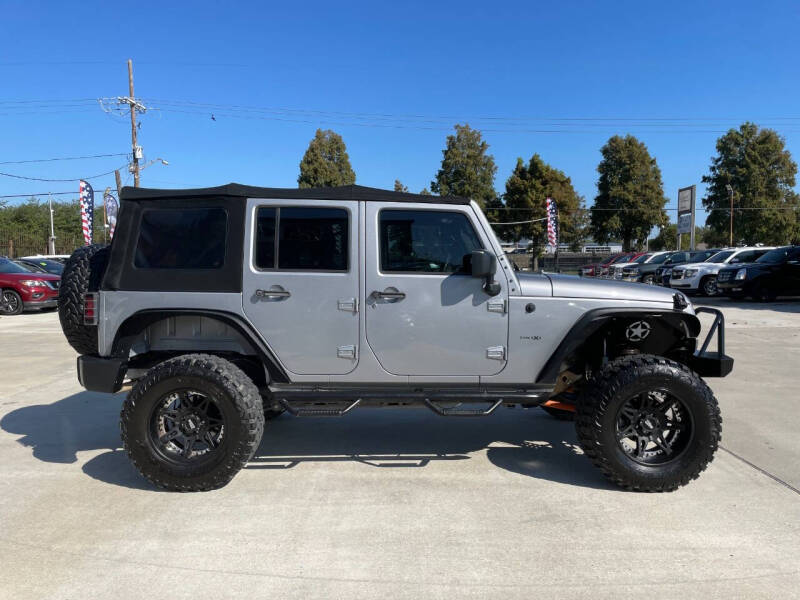 2015 Jeep Wrangler Unlimited Sport photo 4