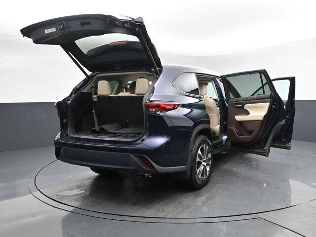 2021 Toyota Highlander Hybrid XLE