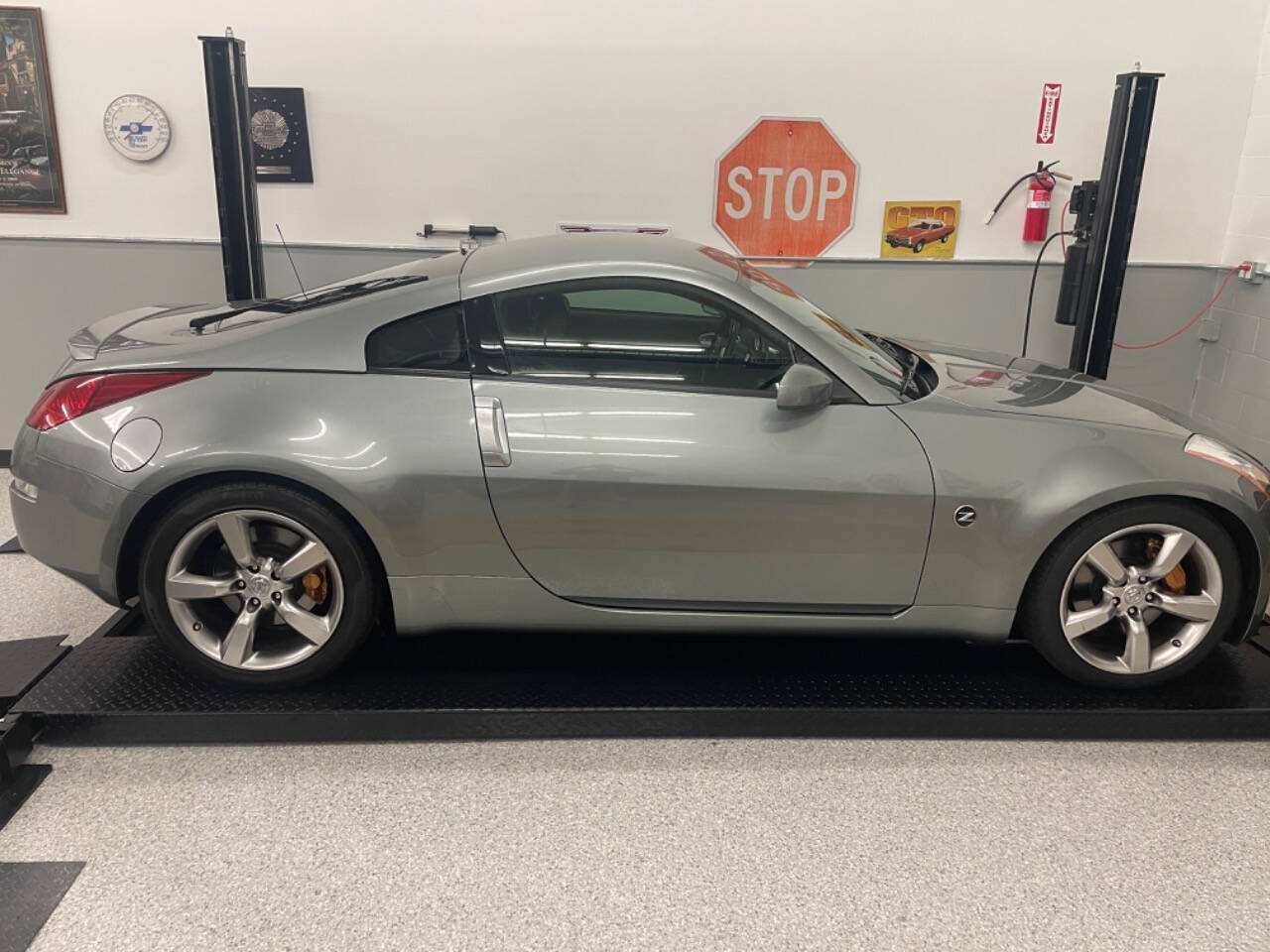 2005 Nissan 350Z for sale at Vehicle Brothers LLC in Broadview Heights, OH