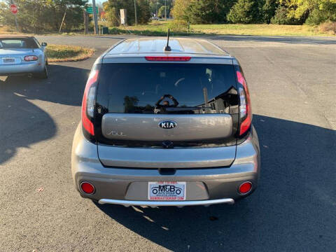 2018 Kia Soul +