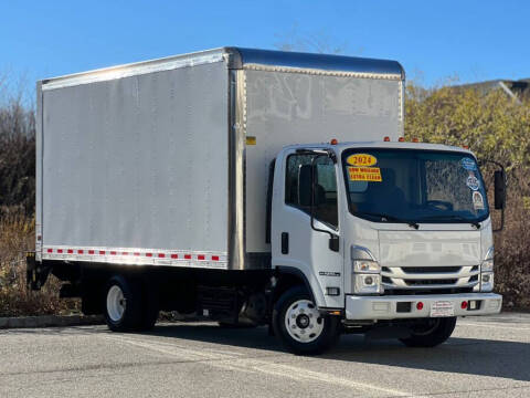 2024 Isuzu NPR-HD