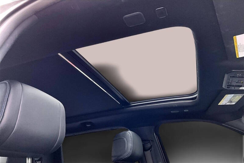 2023 Toyota Tundra Platinum HV