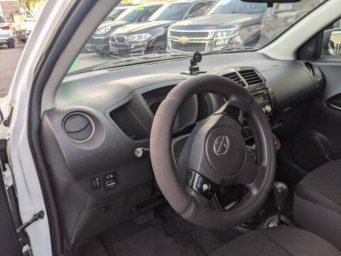 2008 Scion xD