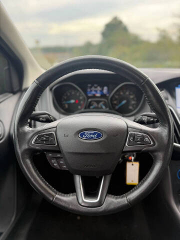 2017 Ford Focus SEL