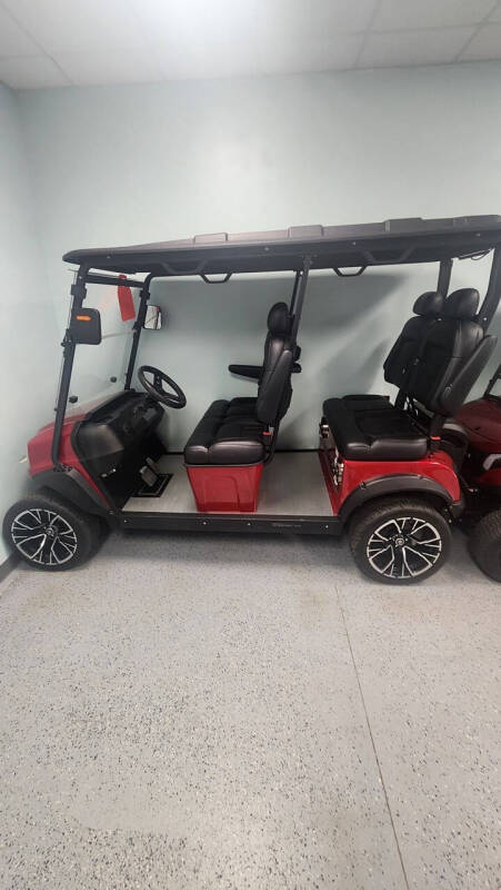 2025 Royal EV Majesty 72volt LSV Forward Fac