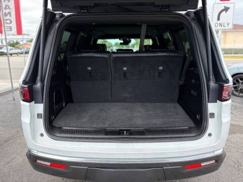 2022 Jeep Wagoneer Series III