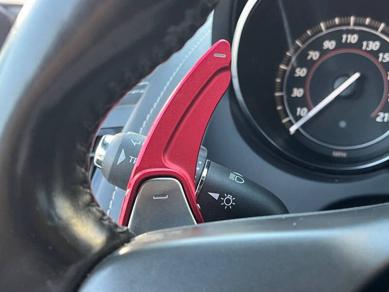 2016 Jaguar F-TYPE R