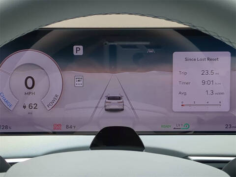 2026 Genesis Electrified GV70 Standard