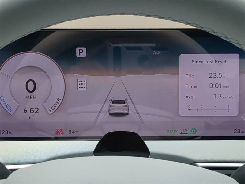 2026 Genesis Electrified GV70 Standard