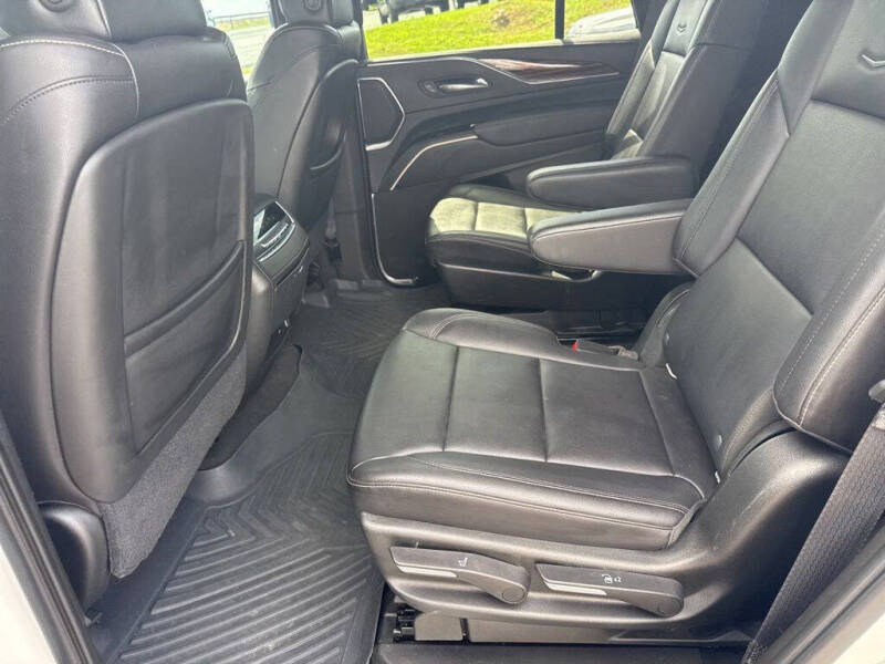 2021 Cadillac Escalade Luxury
