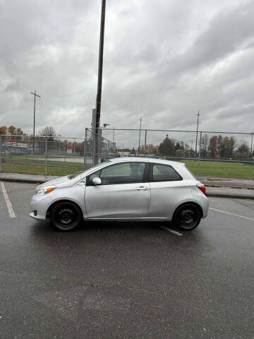 2014 Toyota Yaris 3-Door L Fleet