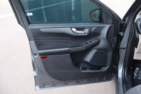 2021 Ford Escape Titanium