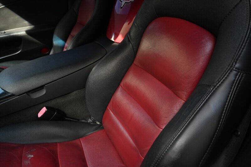 2008 Chevrolet Corvette Indy 500 Pace Car Replica