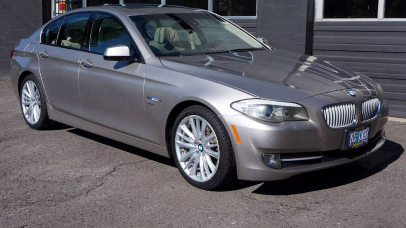 2011 BMW 5 Series 550i xDrive