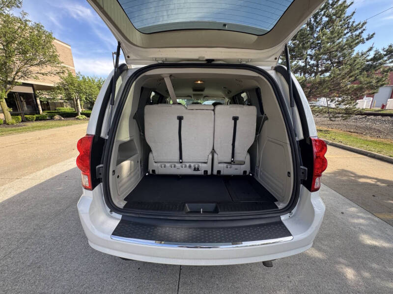 2016 Dodge Grand Caravan American Value Package