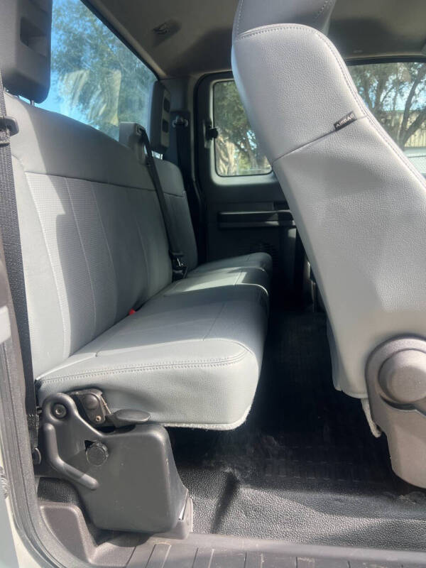 2015 Ford F-350 Super Duty XL