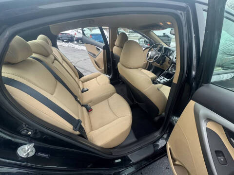 2012 Hyundai Elantra