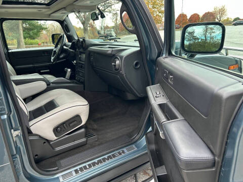 2005 HUMMER H2 Lux Series