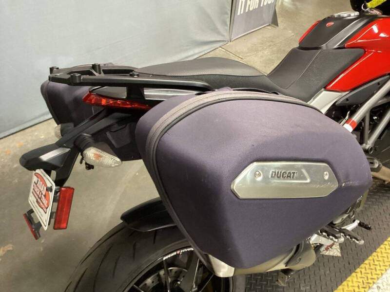 2013 Ducati Hyperstrada