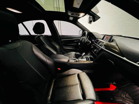 2017 BMW 3 Series 330i xDrive