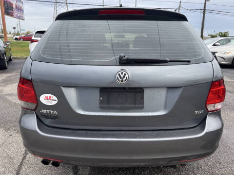 2010 Volkswagen Jetta SportWagen TDI