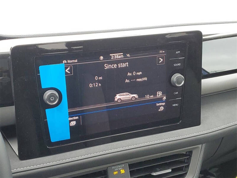 2025 Volkswagen Taos SE Black 4Motion