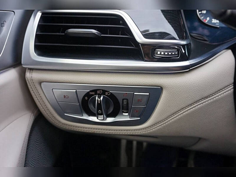 2016 BMW 7 Series 750i xDrive