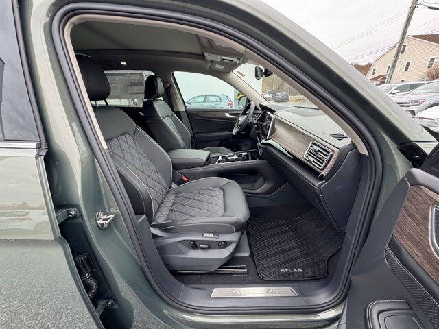 2026 Volkswagen Atlas SEL Premium R-Line 4Motion